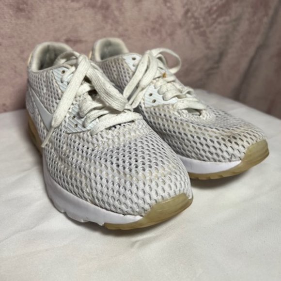 Nike Shoes - Womens White Nike Air Net Shoes Size 5.5